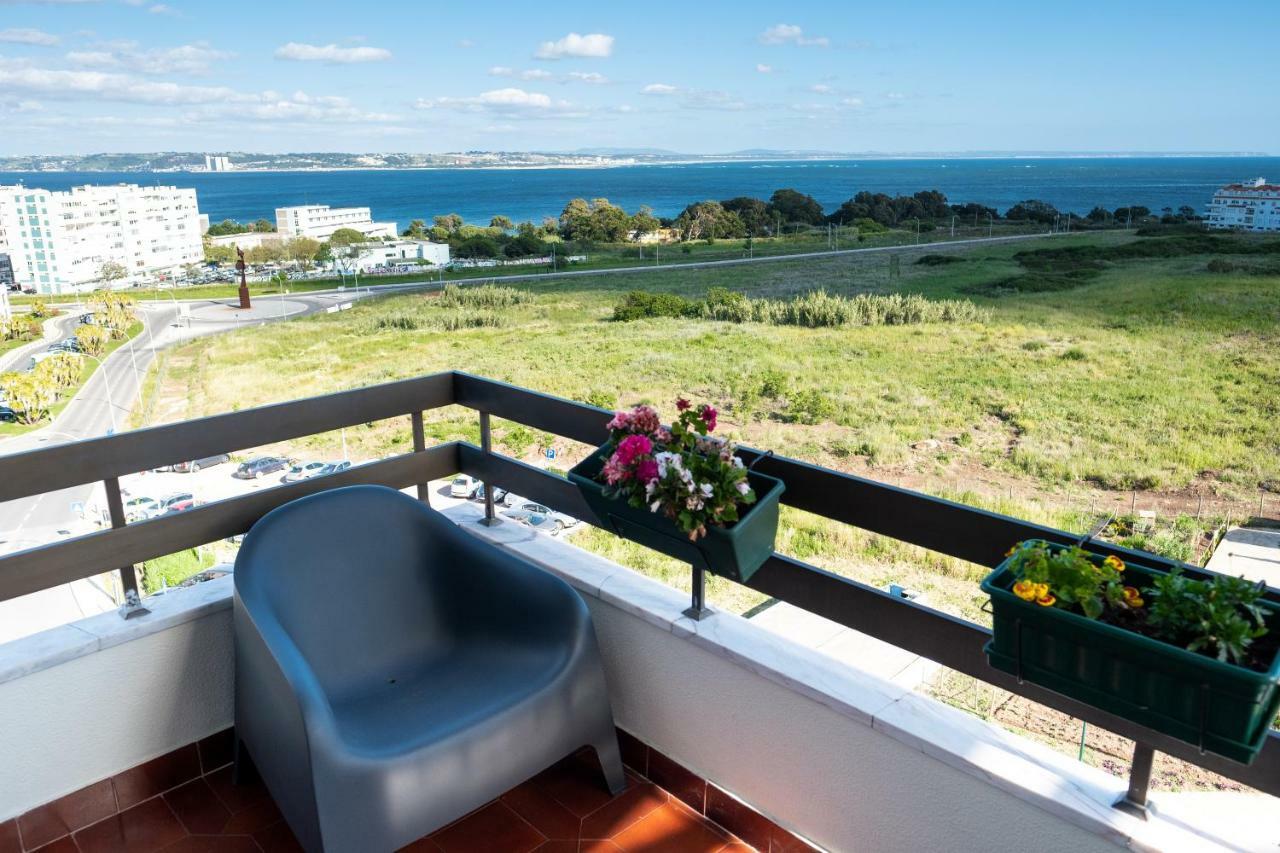 Ferienwohnung Window To The Sea Oeiras Exterior foto