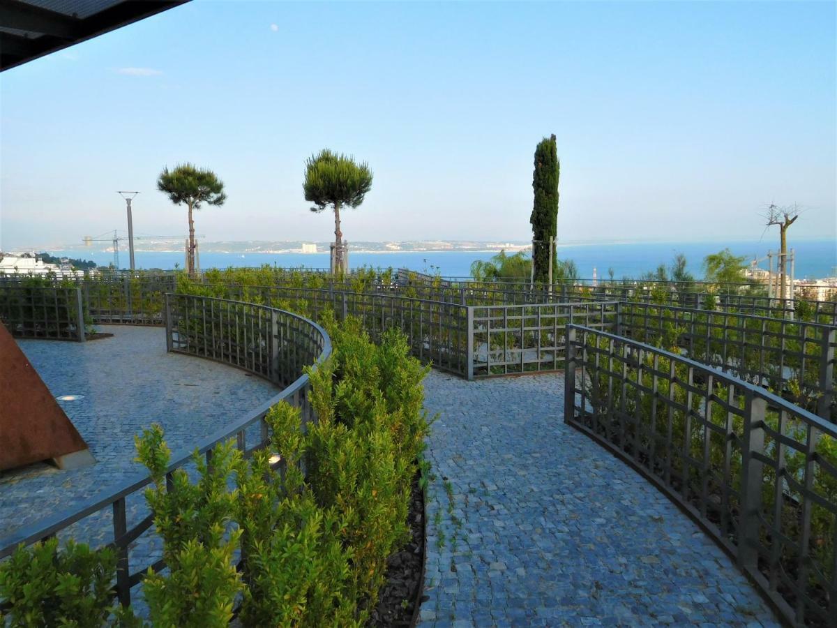Ferienwohnung Window To The Sea Oeiras Exterior foto